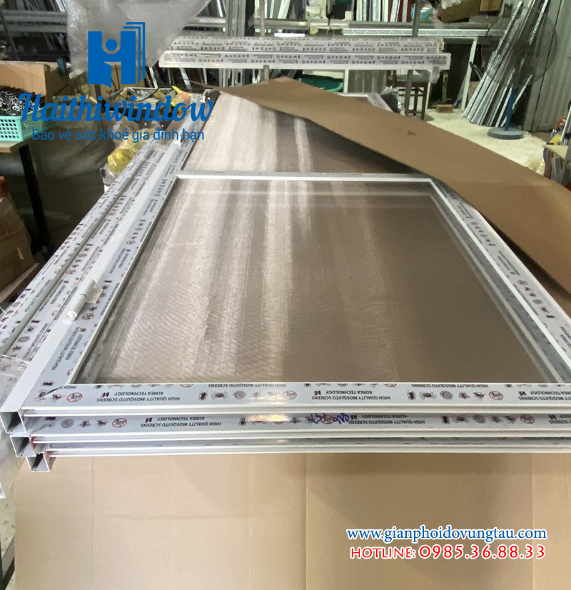 Cửa lưới cánh mở thông thường lưới inox 304 Cửa lưới cánh mở thông thường lưới inox 304