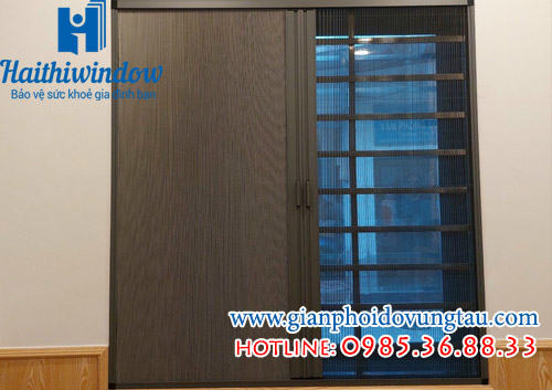 Rèm tổ ong kết hợp cửa lưới chống muỗi lắp đặt cho cửa sổ